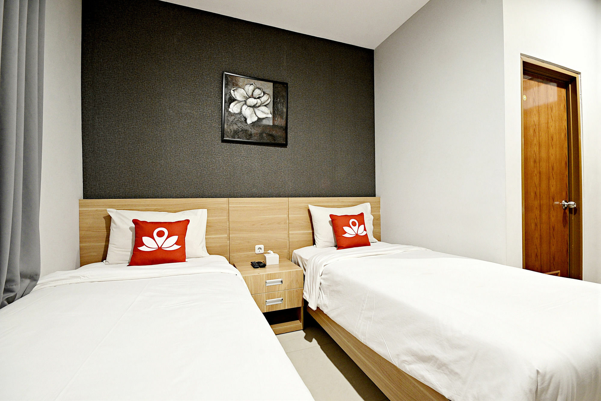 Zen Rooms Cipete Safin Inn Cilandak  Exterior photo